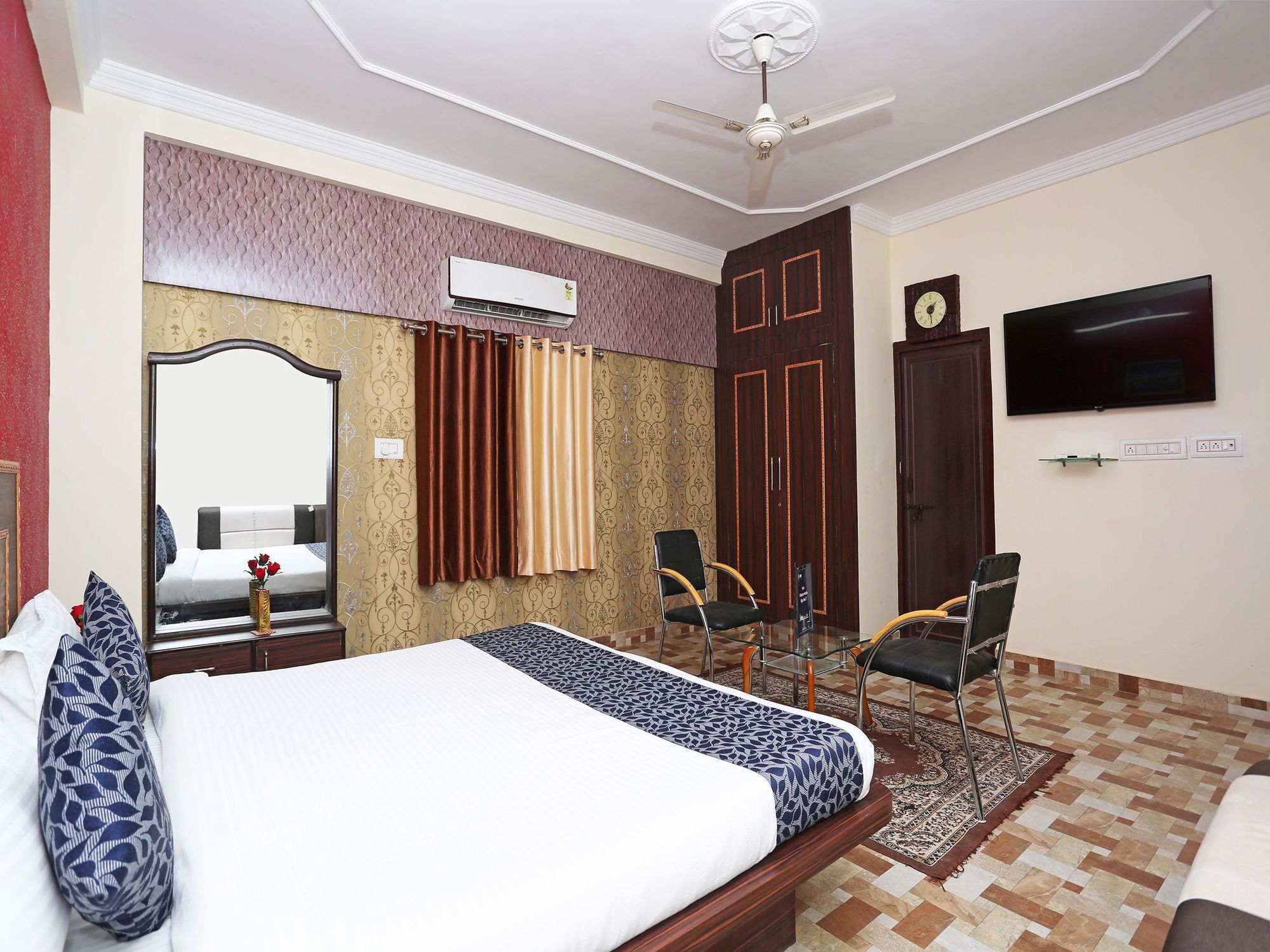 Oyo 10104 Radhika Resort Kota  Esterno foto
